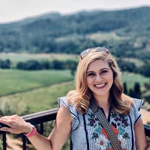 Meet your Posher, Danielle